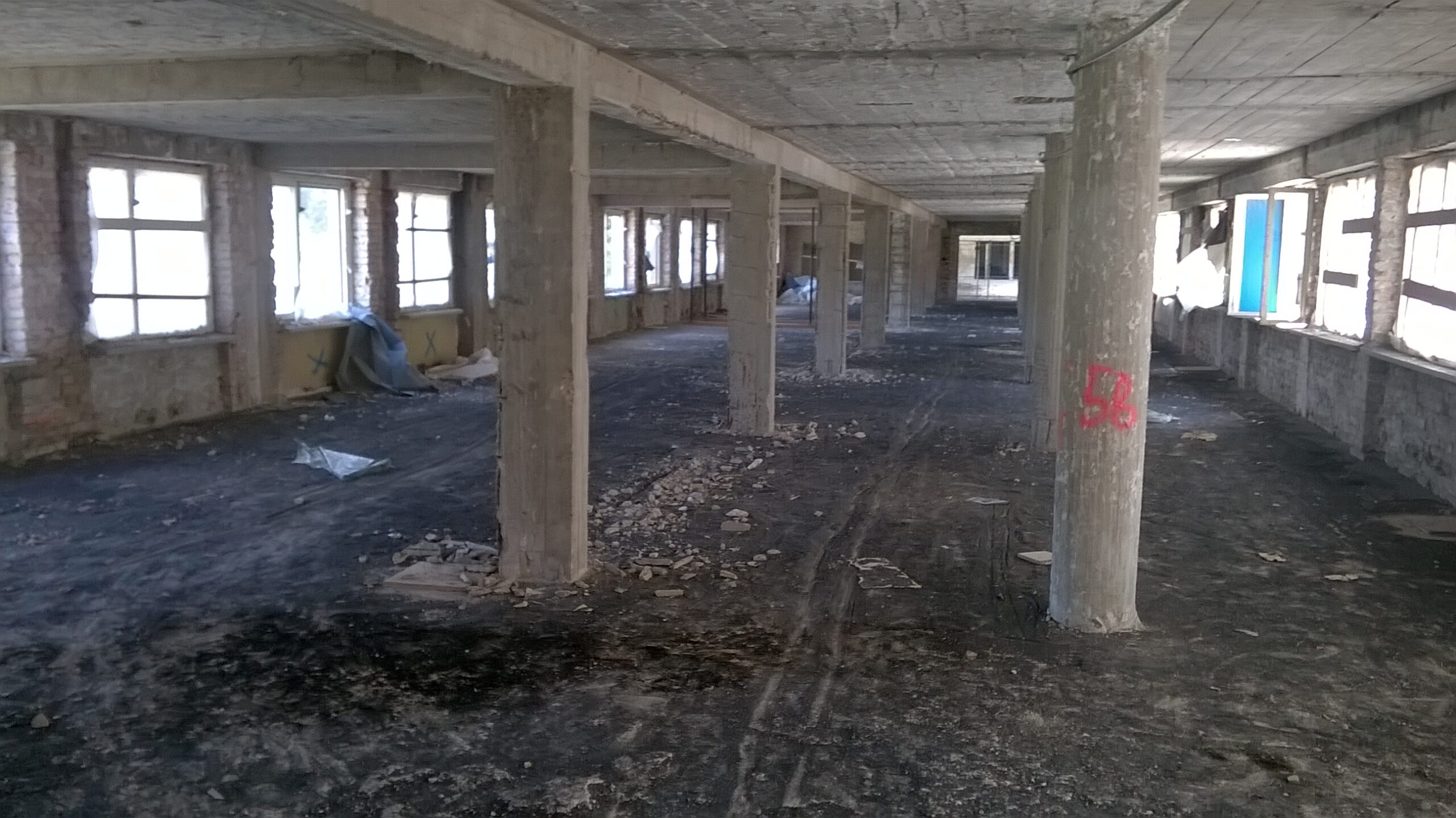 WANTED: Used reinforced concrete components for circular project!